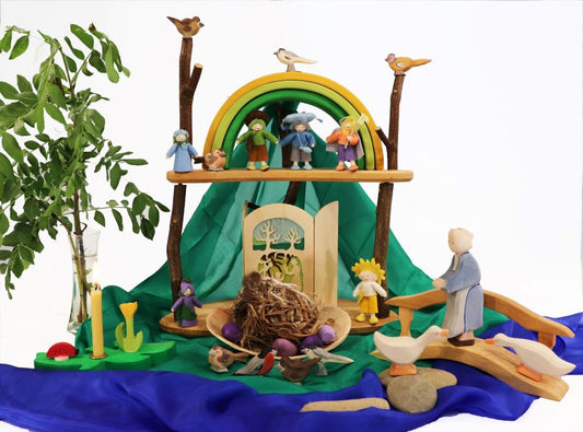A vibrant Spring table bursting with life. - Honeybee Toys