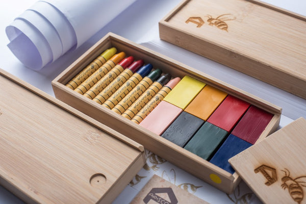 Apiscor Beeswax Crayons, Block 16 in Bamboo Box (8 blocks & 8 sticks)
