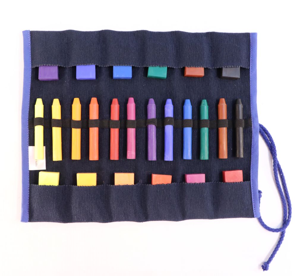 Sedulus crayon case for 12 stick and block crayons, unfilled blue.