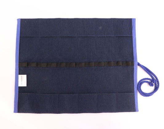 Sedulus crayon case for 12 stick and block crayons, unfilled blue.