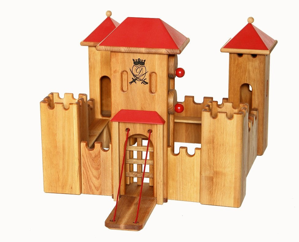 Drewart Castle, Medium