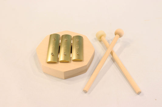 Auris Glockenspiel, 3 notes d-e-g