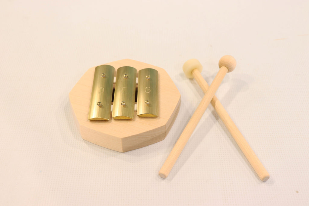 Auris Glockenspiel, 3 notes d-e-g