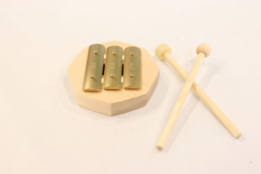 Auris Glockenspiel, 3 notes b-d-e