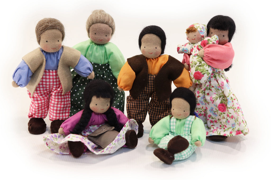 Evi Doll Family With Medium Skin