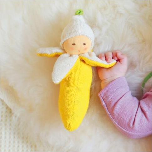 Nanchen Rattle Banana