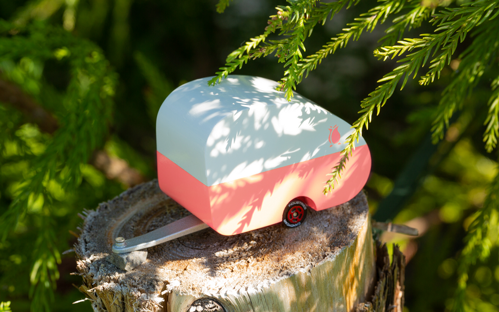 Candylab - Rosebud Camper