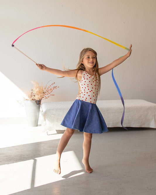 Sarah's Silks Streamer Rainbow Large