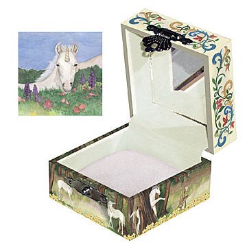 Enchantmints Mini Treasure Box Mythical Creatures, box of 16