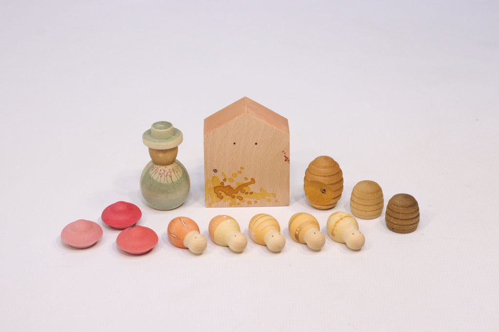 Grapat Honeybees Limited Edition 20th Birthday Playset - vendor-unknown - Honeybee Toys
