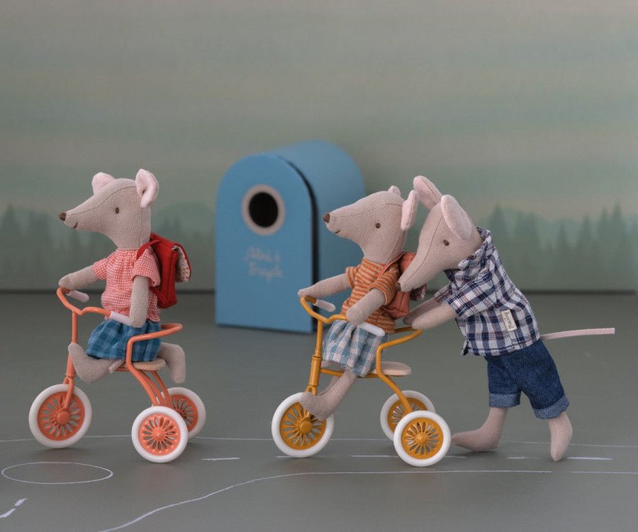 Maileg Abri à Tricycle Mouse Ochre - vendor-unknown - Honeybee Toys