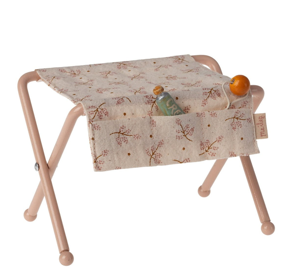 Maileg Nursery Table for Baby Mouse Rose - vendor-unknown - Honeybee Toys