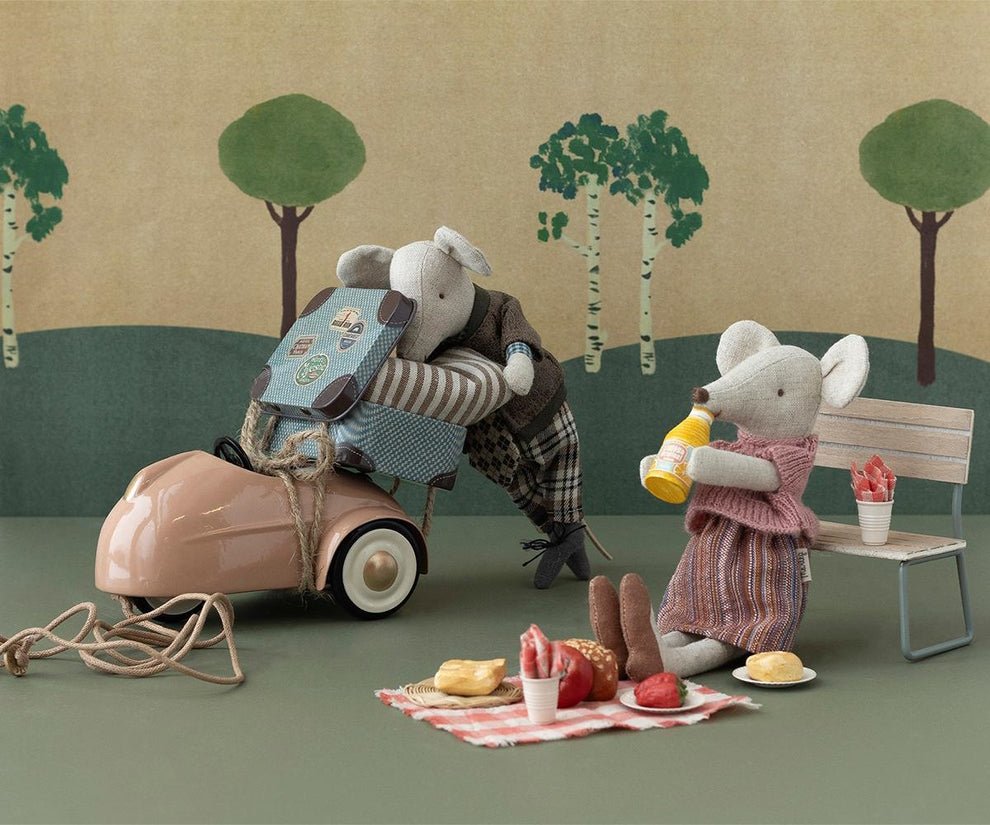 Maileg Picnic Set 2024 - vendor-unknown - Honeybee Toys