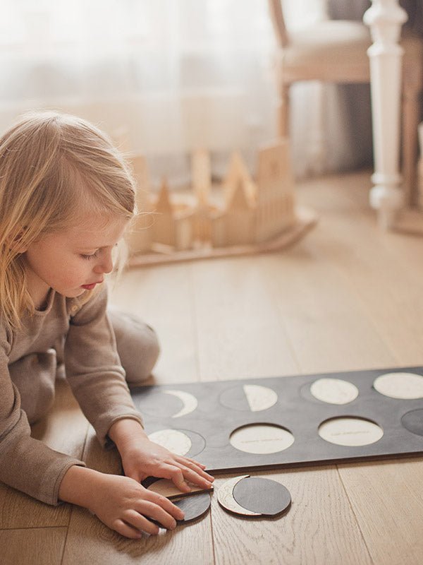 Stuka Puka Phases of the Moon Puzzle - vendor-unknown - Honeybee Toys