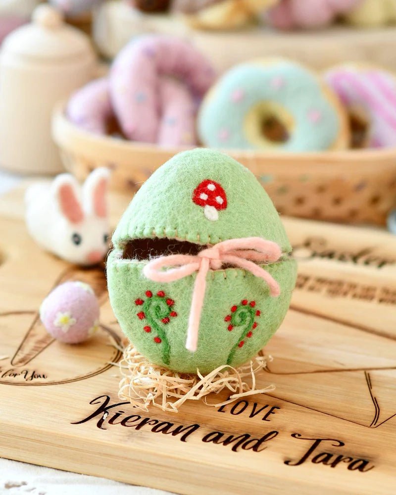 Tara Treasures Felt Egg Cover Green with Mushroom - vendor-unknown - Honeybee Toys