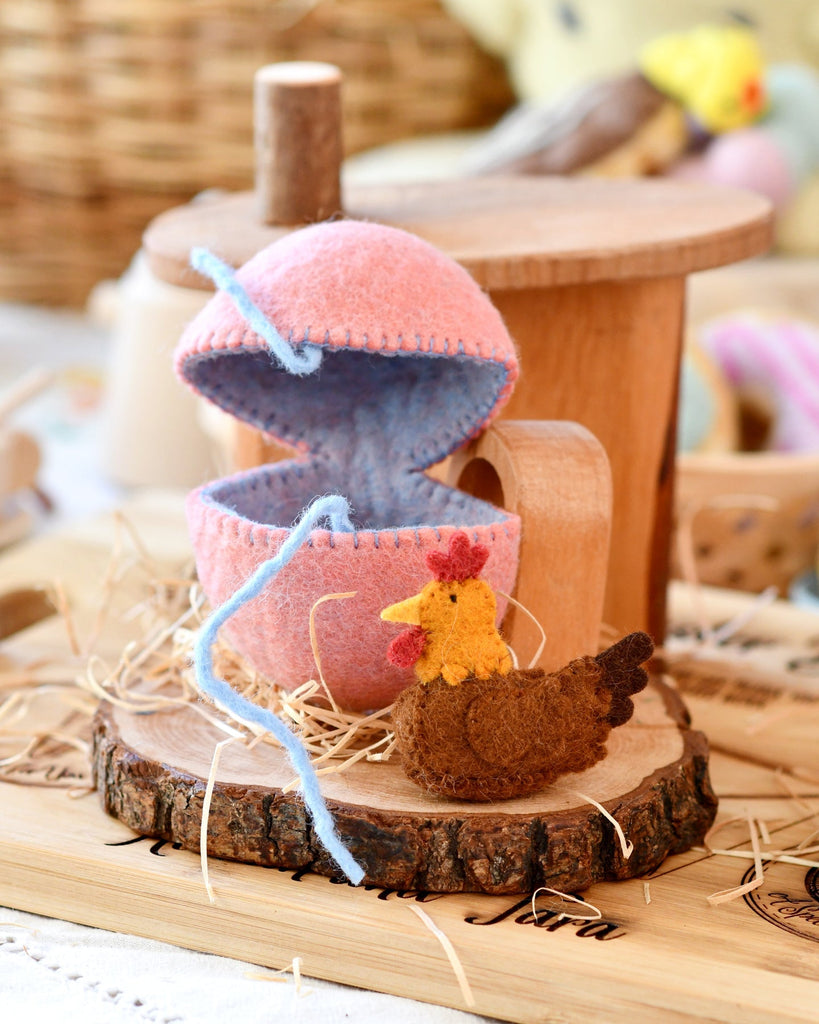 Tara Treasures Felt Surprise Egg with Hen Inside - vendor-unknown - Honeybee Toys