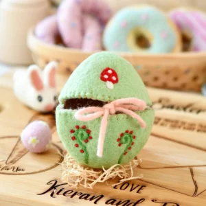 Tara Treasures Felt Egg Cover Green with Mushroom